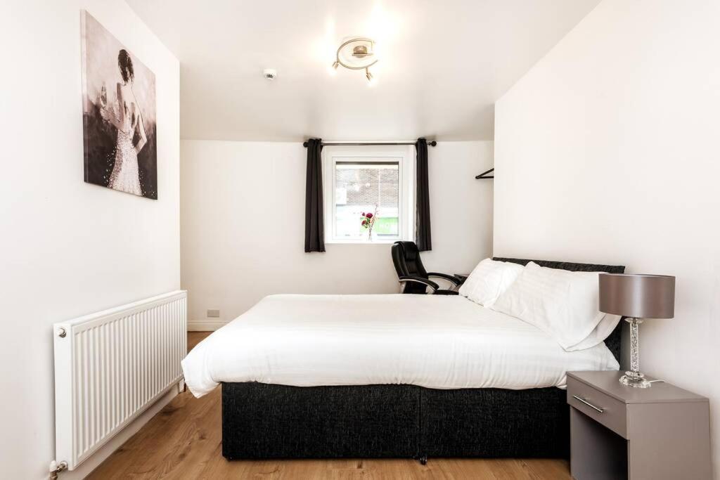 Liverpool City Centre - Fabulous 3 En-Suite Bedrooms - Sleeps 10 People 외부 사진