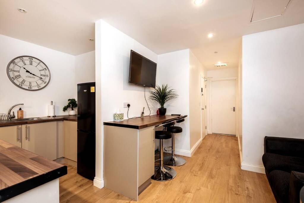 Liverpool City Centre - Fabulous 3 En-Suite Bedrooms - Sleeps 10 People 외부 사진
